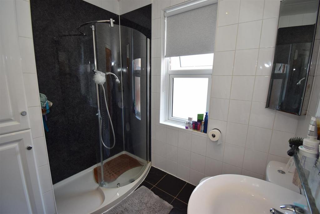 Apartment in South Tyneside, North East - View 4