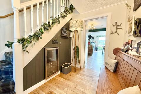 5 bedroom end of terrace house for sale, 21, County Houses, Lochend, Inverness, IV3 8JZ