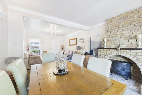 3 bedroom semi-detached house for sale, Hillcroft Crescent, Ruislip HA4