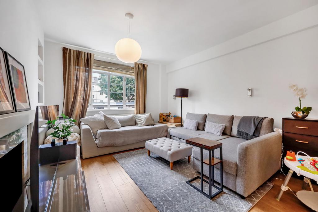 Apartment in London - View 2