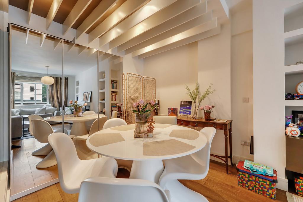 Apartment in London - View 3