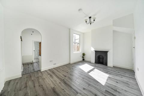 1 bedroom maisonette for sale, Bromley Crescent, Bromley BR2