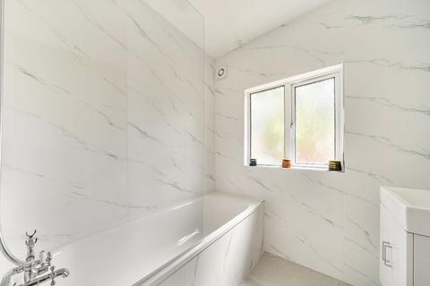 1 bedroom maisonette for sale, Bromley Crescent, Bromley BR2