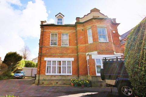 2 bedroom apartment to rent, Hengist Road, Bournemouth