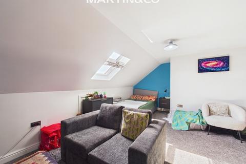 1 bedroom in a house share to rent, Shaftesbury Road, Tilehurst