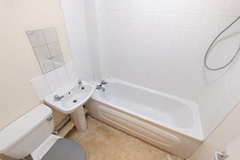 Studio to rent, Market Street, Telford TF1