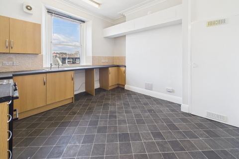 2 bedroom ground floor maisonette to rent, North Road West, Plymouth PL1