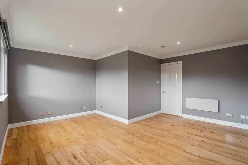 Apartment in Glasgow - View 4