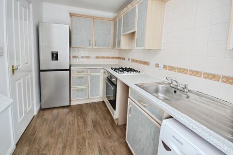 2 bedroom terraced house to rent, Garrison Close, Hounslow TW4