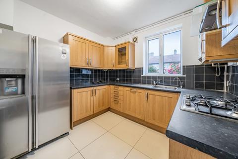 3 bedroom house to rent, Arnulf Street, London, SE6