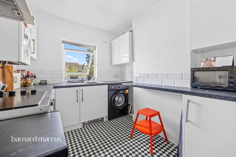 1 bedroom maisonette for sale, Elm Road, Thornton Heath