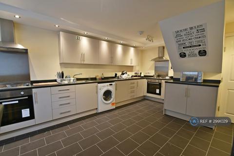undefined, Oldham Road, Failsworth, Manchester, M35
