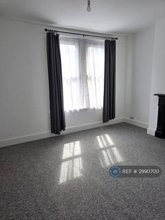 3 bedroom terraced house to rent, Haslemere Road, Southsea, PO4