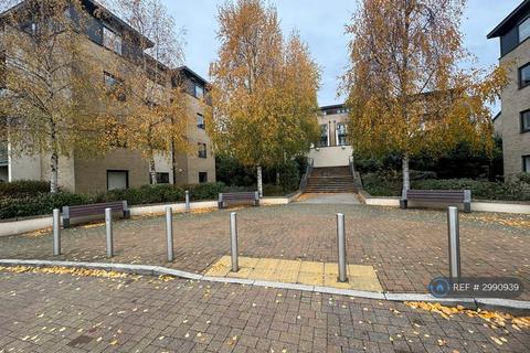 2 bedroom flat to rent, Wheat House, London, NW7