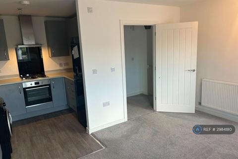 2 bedroom maisonette to rent, Whittle Way, Gloucester, GL3