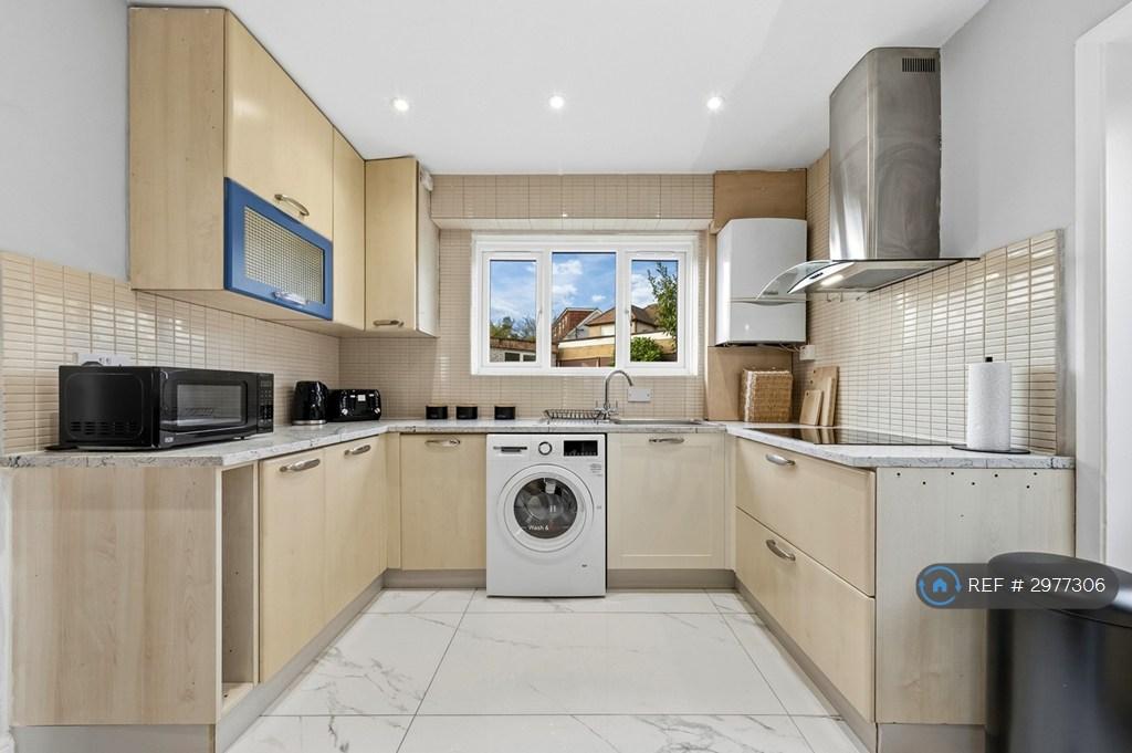 House in London - View 4