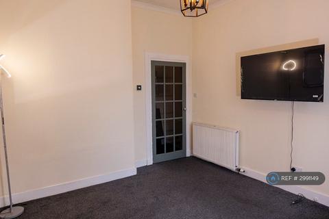 2 bedroom flat to rent, Elmfield Avenue, Aberdeen, AB24
