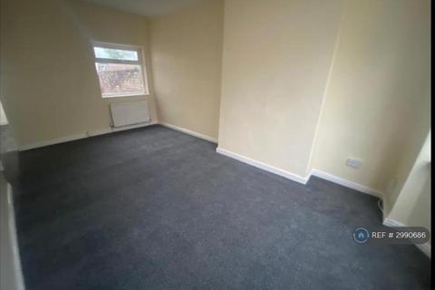 3 bedroom terraced house to rent, Hampden Street, South Bank, Middlesbrough, TS6