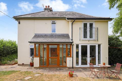 4 bedroom end of terrace house for sale, Whitestone, Exeter