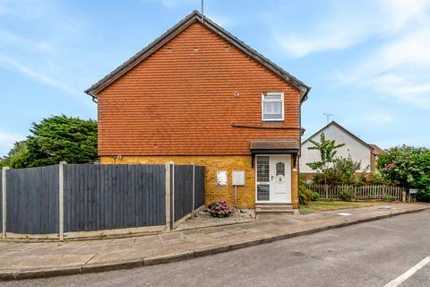 3 bedroom end of terrace house for sale, Shearwood Crescent, Dartford DA1