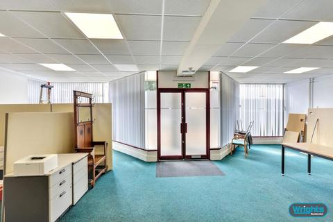Property to rent, Roundstone Street, Trowbridge