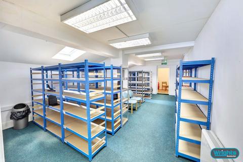 Property to rent, Roundstone Street, Trowbridge
