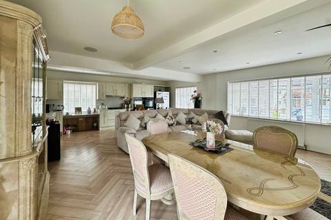 3 bedroom house for sale, Mill Street, Brightlingsea, CO7