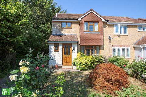 Grovedale Close, West Cheshunt