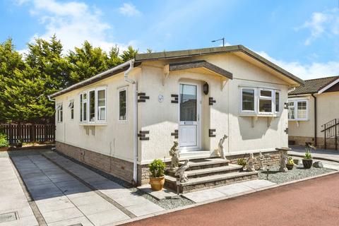 2 bedroom mobile home for sale, Westcliffe Grove Park, Westcliffe Drive, Morecambe, Lancashire, LA3
