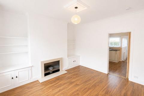 2 bedroom terraced house to rent, Oak Grove, Urmston, Manchester, M41