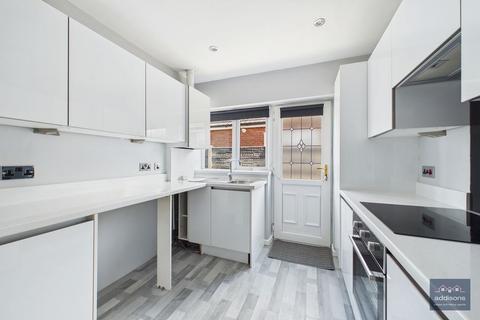 3 bedroom semi-detached bungalow to rent, Camberwell Crescent, Whelley