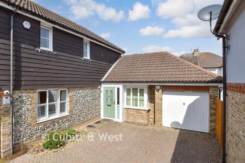 2 bedroom link detached house for sale, Imperial Court, Bognor Regis PO21
