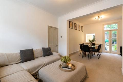 4 bedroom terraced house for sale, Cathles Road, London, SW12