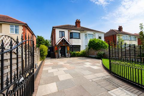 4 bedroom semi-detached house for sale, Southport, Merseyside PR9