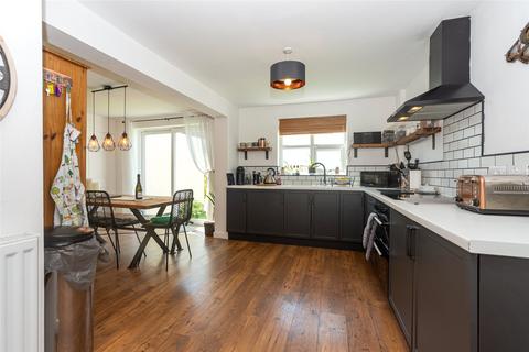 3 bedroom link detached house for sale, Bethel, Bodorgan, Isle of Anglesey, LL62