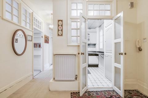 2 bedroom apartment for sale, Grove Court, St John's Wood