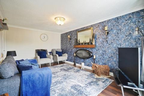 3 bedroom semi-detached house for sale, Winchester Way, Ashby-de-la-Zouch, Leicestershire, LE65