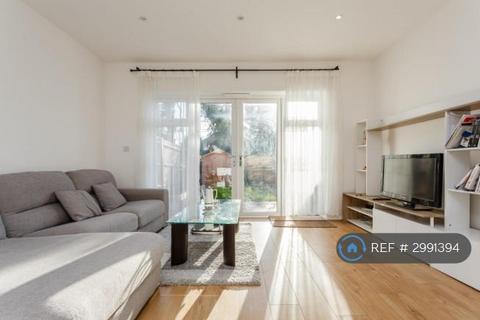 undefined, Hunting Place, Hounslow, TW5