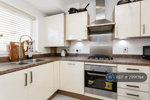 undefined, Hunting Place, Hounslow, TW5