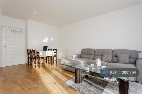 undefined, Hunting Place, Hounslow, TW5
