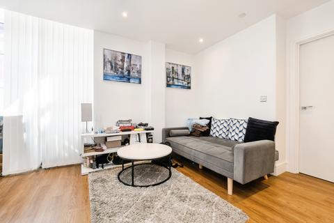 1 bedroom apartment to rent, London Road, Romford, RM7