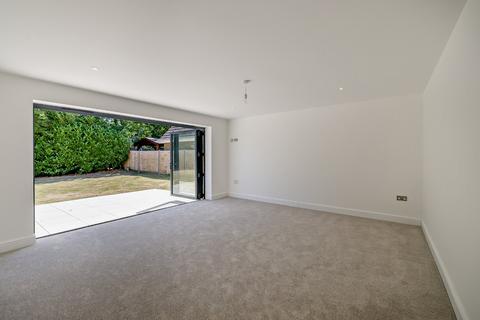 5 bedroom detached house for sale, Ricketts Hill Road, Tatsfield, Westerham, Kent