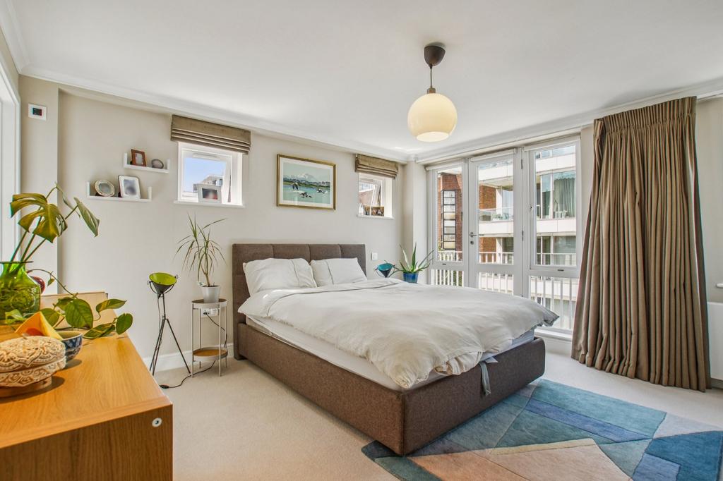 Apartment in London - More