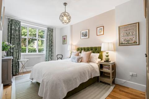2 bedroom flat for sale, Paultons Square, Chelsea, London, SW3