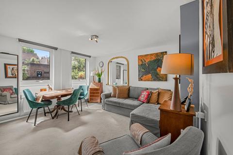Odhams Walk, London, WC2H