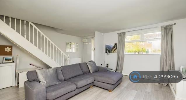 House in Nottingham, Wilford - View 2