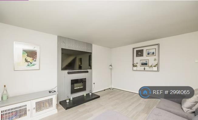 House in Nottingham, Wilford - View 3