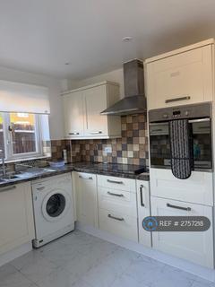 4 bedroom detached house to rent, Abbotswood Close, Belvedere, DA17