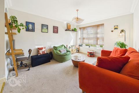 2 bedroom apartment for sale, Great Eastern Court, Lower Clarence Road, Norwich