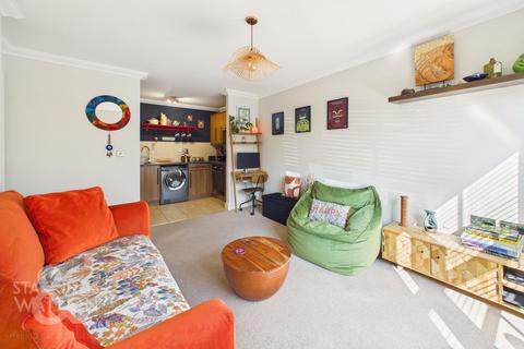 2 bedroom apartment for sale, Great Eastern Court, Lower Clarence Road, Norwich